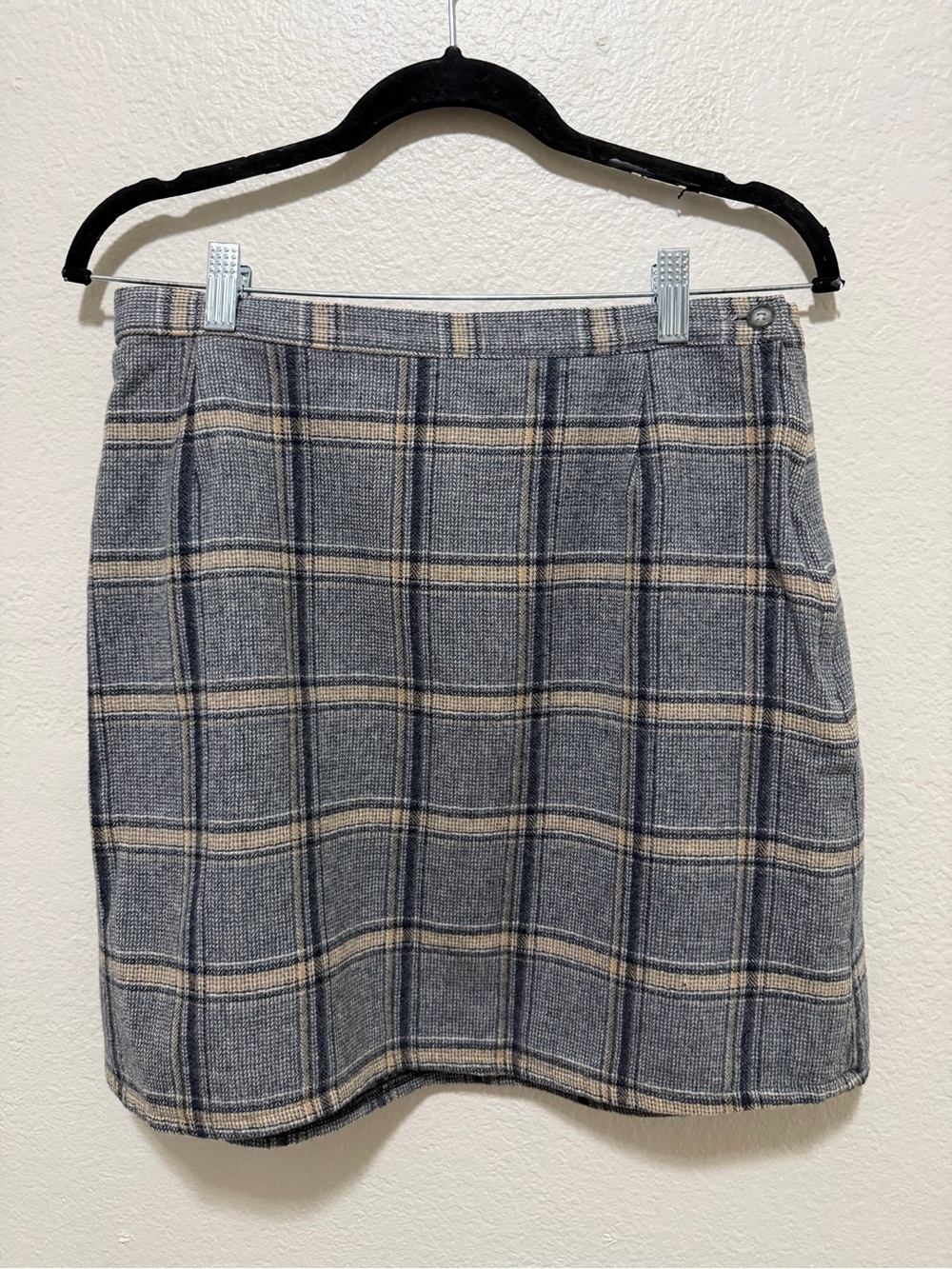 Vintage Pendleton Wool Plaid Mini Skirt Gray Tan Tartan Preppy 16